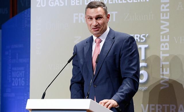 Стало известно, сколько Виталий Кличко заработал в апреле Стало известно, сколько Виталий Кличко заработал в апреле