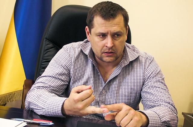 Після сутичок 9 травня Дніпро припиняє фінансувати "ветеранські" організації Після сутичок 9 травня Дніпро припиняє фінансувати "ветеранські" організації