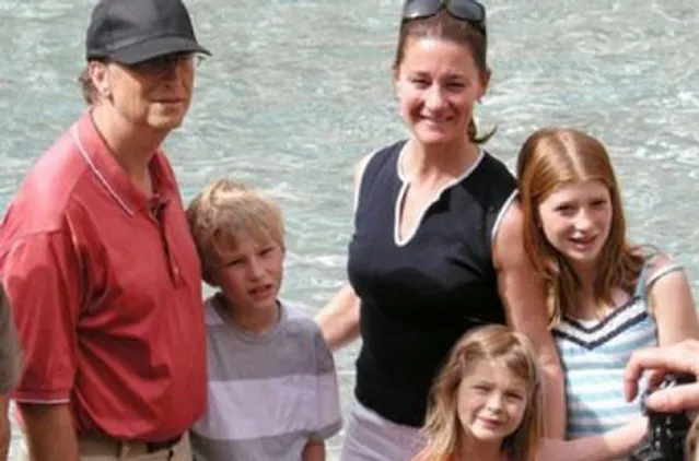 Білл та Мелінда Гейтс з дітьми