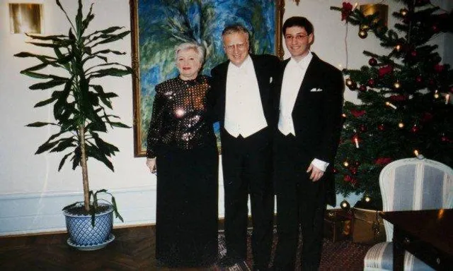 Джанет Єллен з чоловіком та сином