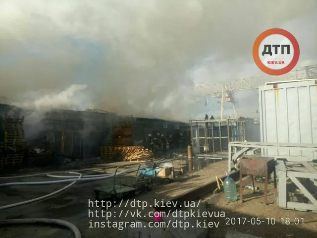 Пожежа на Дарницькому ринку Пожежа на Дарницькому ринку