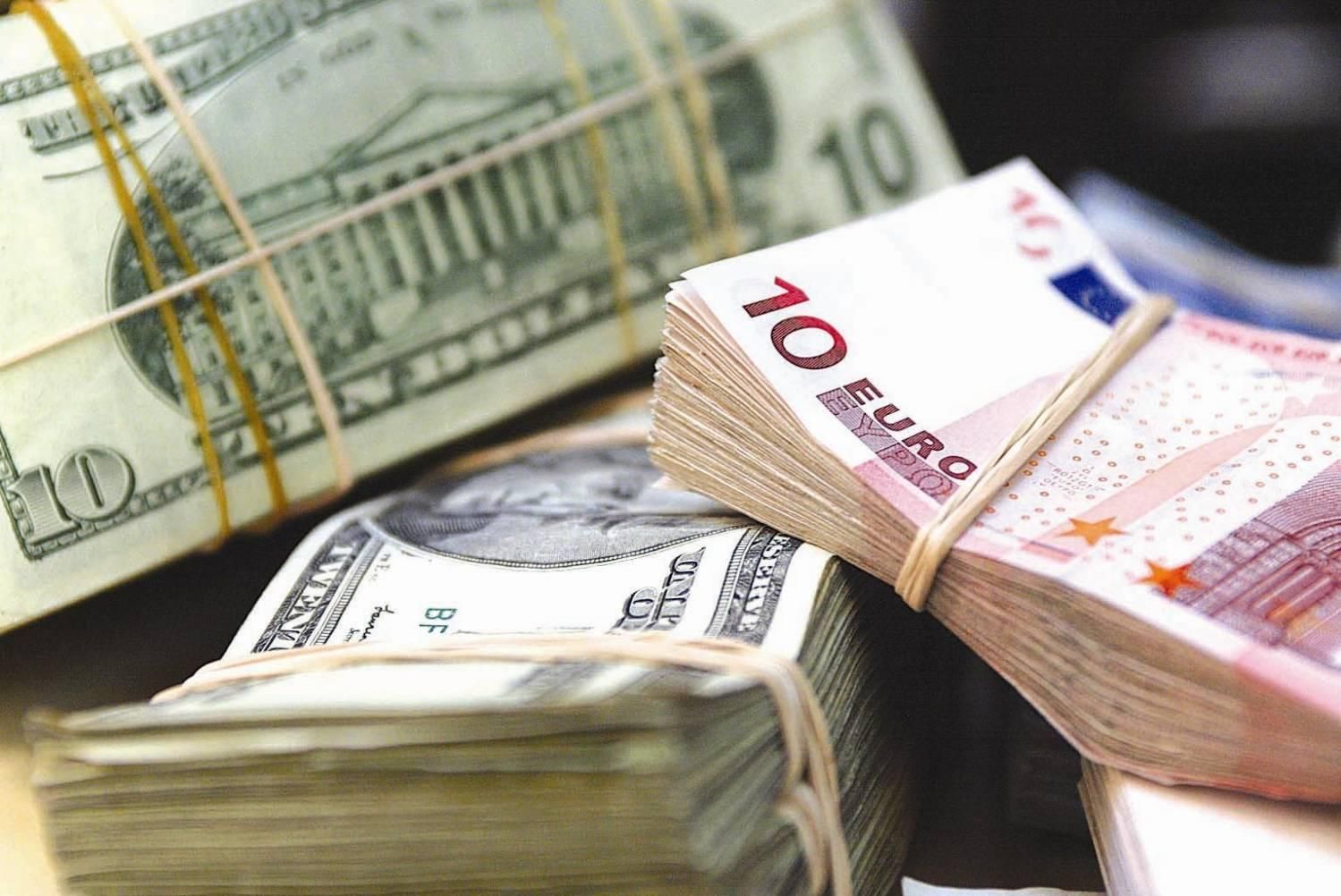 Готівковий курс валют 10 травня: євро впав після невеликого стрибка