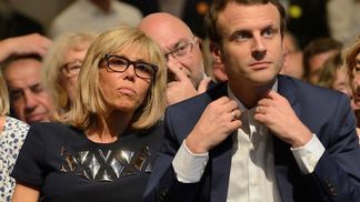 Charlie Hebdo опублікував карикатуру на Макрона та його дружину 