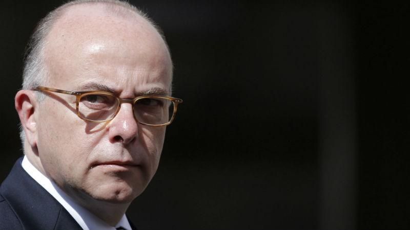 Все правительство Франции ушло в отставку Все правительство Франции ушло в отставку