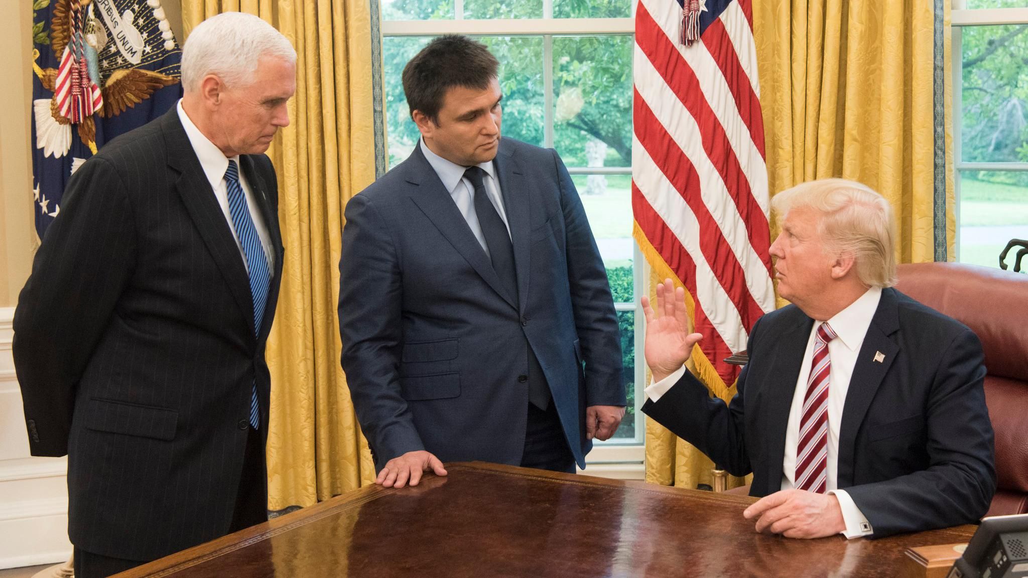 Клімкін зустрівся з Трампом і Пенсом у Вашингтоні
Клімкін зустрівся з Трампом і Пенсом у Вашингтоні