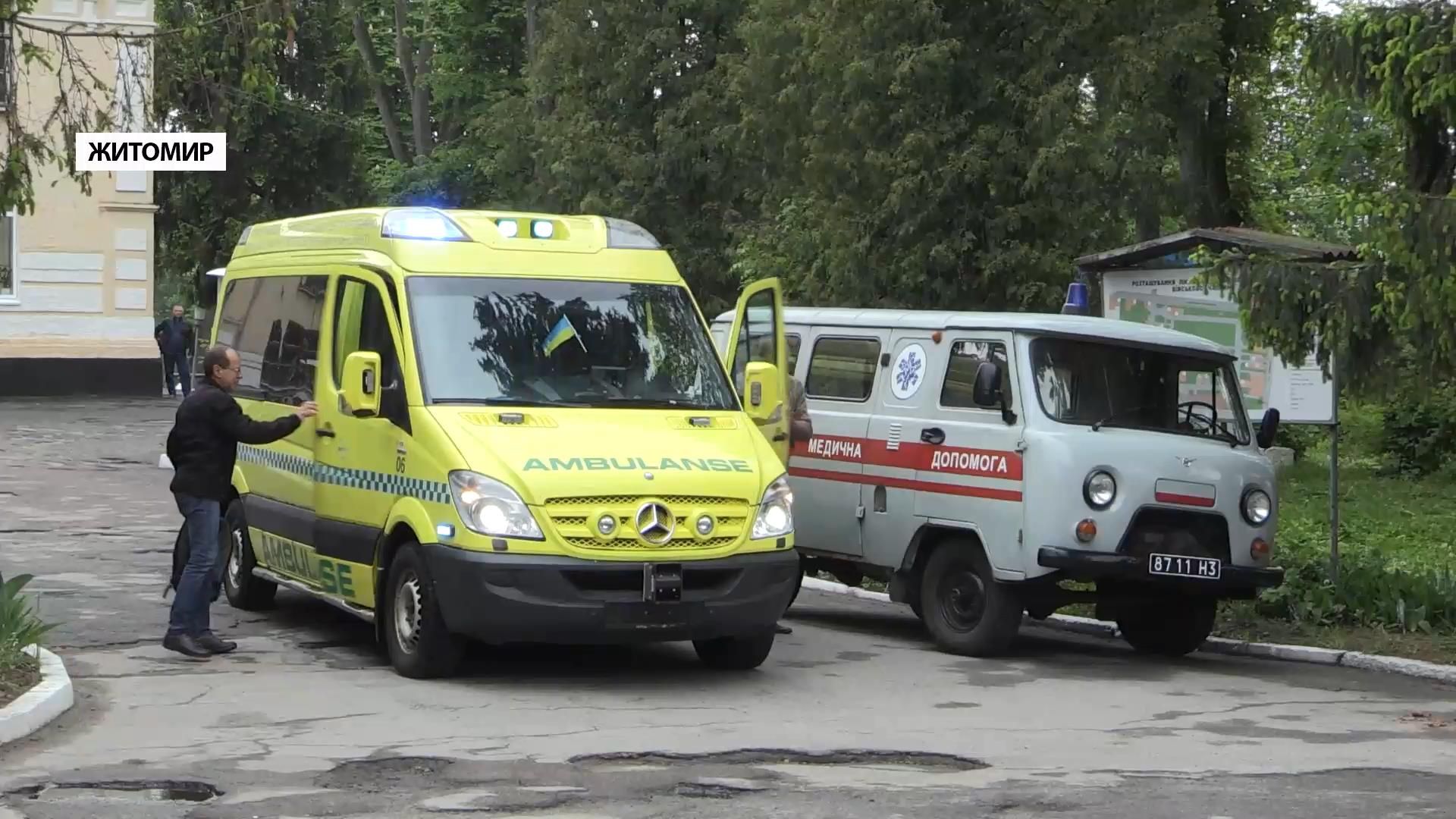 Как военный госпиталь получил современный реанимобиль от волонтеров Как военный госпиталь получил современный реанимобиль от волонтеров