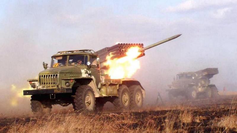 Бойовики обстрілюють інфраструктурні об’єкти на Донбасі, – штаб АТО