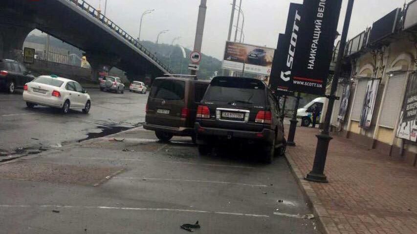 Батько п'яного "мажора" влаштував виставу поліцейським: лякав НАБУ Батько п'яного "мажора" влаштував виставу поліцейським: лякав НАБУ