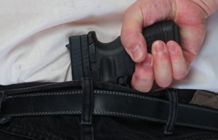 Сотрудник МИД России перестрелял всю свою семью, – СМИ Сотрудник МИД России перестрелял всю свою семью, – СМИ