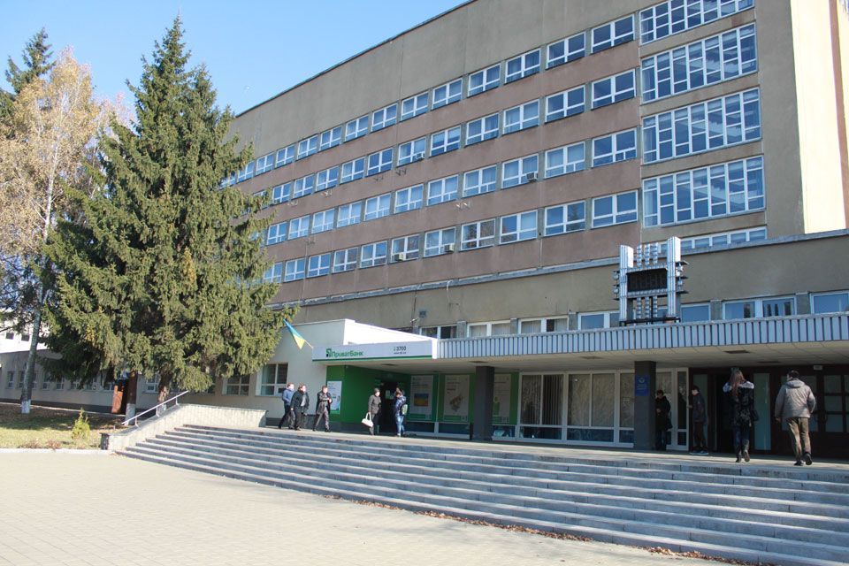 В результате войны на Донбассе многие университеты Украины "раздвоились", – шведское издание