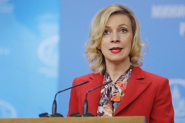 В Росії недолугим коментарем зреагували на заборону "георгіївських стрічок" в Україні В Росії недолугим коментарем зреагували на заборону "георгіївських стрічок" в Україні