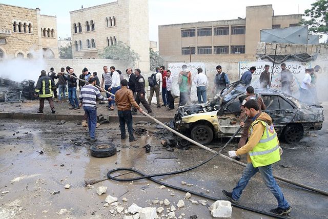 По житлових районах Сирії вдарили вакуумні бомби Асада По житлових районах Сирії вдарили вакуумні бомби Асада