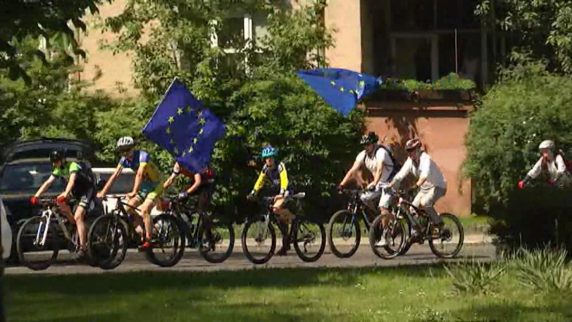 На Закарпатье безвиз отметили "Евромарафоном" На Закарпатье безвиз отметили "Евромарафоном"