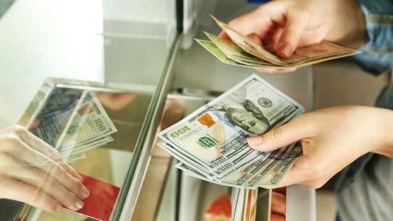 Курс валют на 18 мая: гривна существенно упала в цене Курс валют на 18 мая: гривна существенно упала в цене