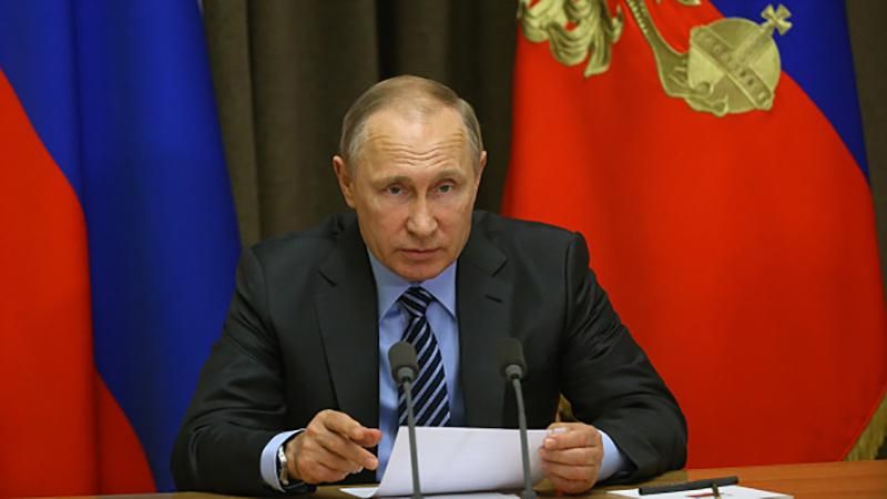 Путин дал инструкции для российских СМИ на закрытом заседании