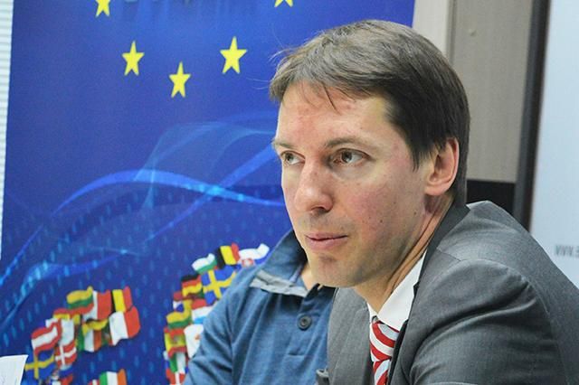 Евросоюз с пониманием отнесся к блокировке российских сайтов в Украине Евросоюз с пониманием отнесся к блокировке российских сайтов в Украине