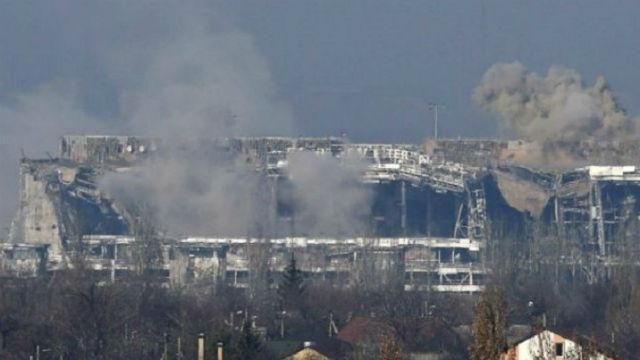 Возле донецкого аэропорта вновь возобновились бои, – Минобороны Возле донецкого аэропорта вновь возобновились бои, – Минобороны