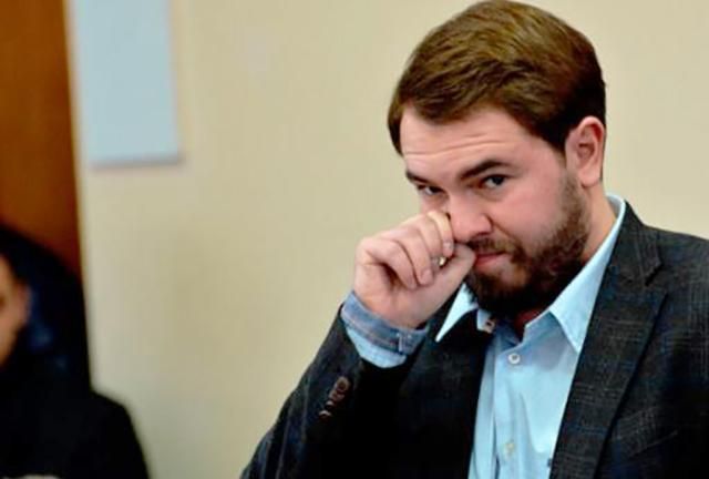 Нардеп подал в суд на Луценко за ложь