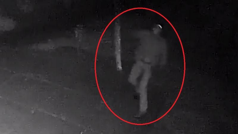 В офіс "Національного корпусу" кинули вибухівку: з'явилось відео В офіс "Національного корпусу" кинули вибухівку: з'явилось відео