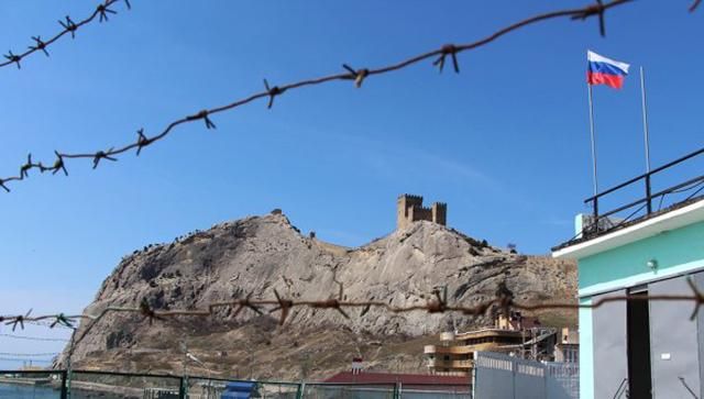 От церквей до прибрежных земель: что у жителей Крыма забрала оккупационная власть От церквей до прибрежных земель: что у жителей Крыма забрала оккупационная власть