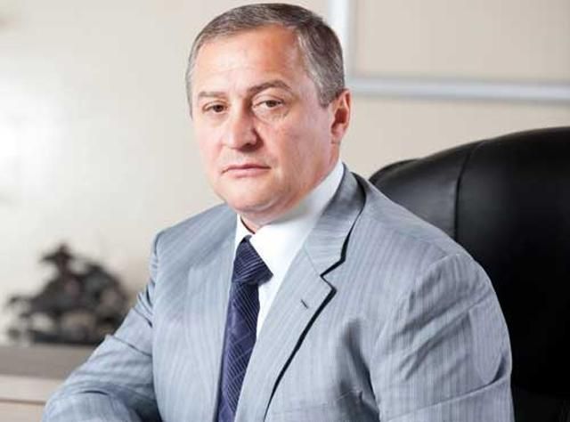 Депутат, з якого хотіли зняти недоторканність, погодився сплатити чималу суму податків Депутат, з якого хотіли зняти недоторканність, погодився сплатити чималу суму податків