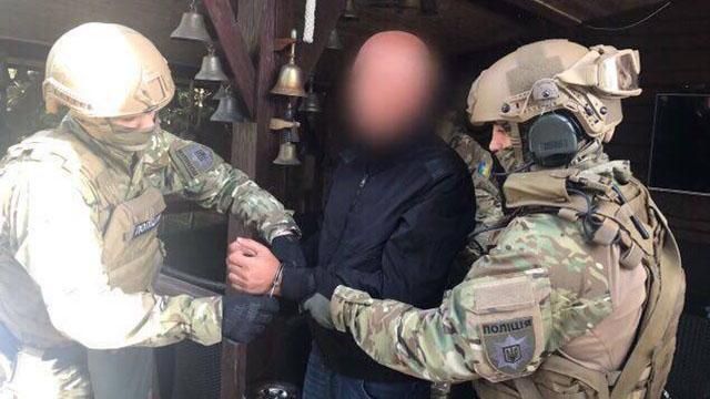 Масові затримання екс-чиновників – це… Масові затримання екс-чиновників – це…