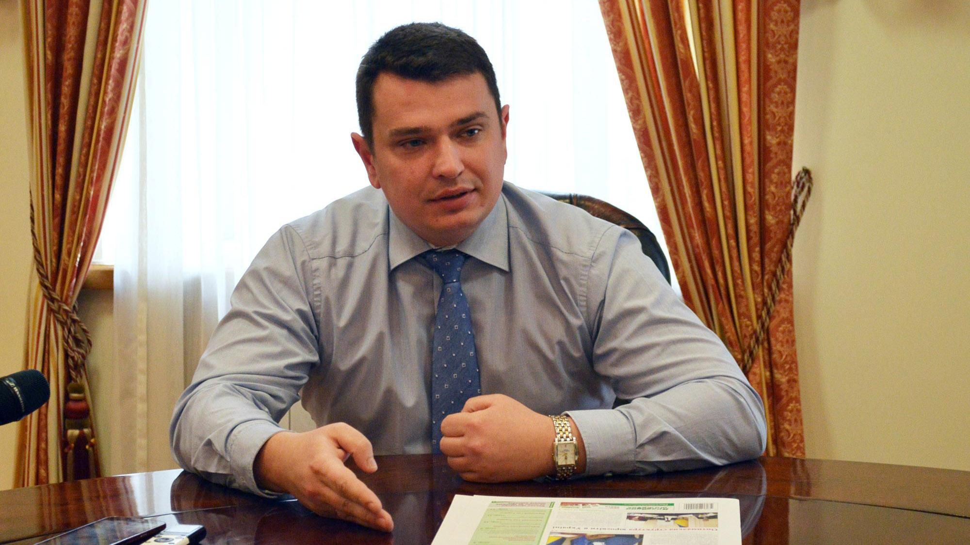 Більше, ніж транш МВФ: голова НАБУ назвав, скільки коштів розікрали після Революції Гідності Більше, ніж транш МВФ: голова НАБУ назвав, скільки коштів розікрали після Революції Гідності