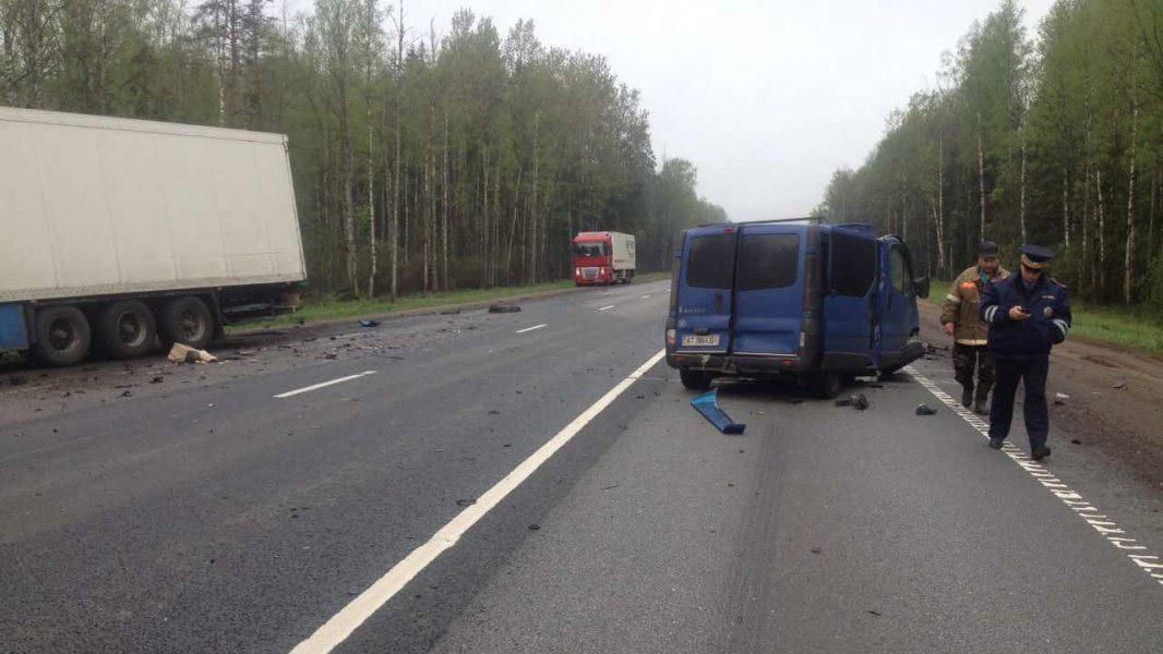 У МЗС розповіли деталі страшної аварії з українцями у Росії