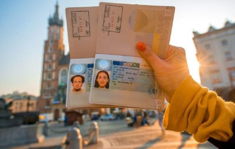 Чи діятимуть візи після запровадження безвізу: роз’яснення від МЗС Чи діятимуть візи після запровадження безвізу: роз’яснення від МЗС