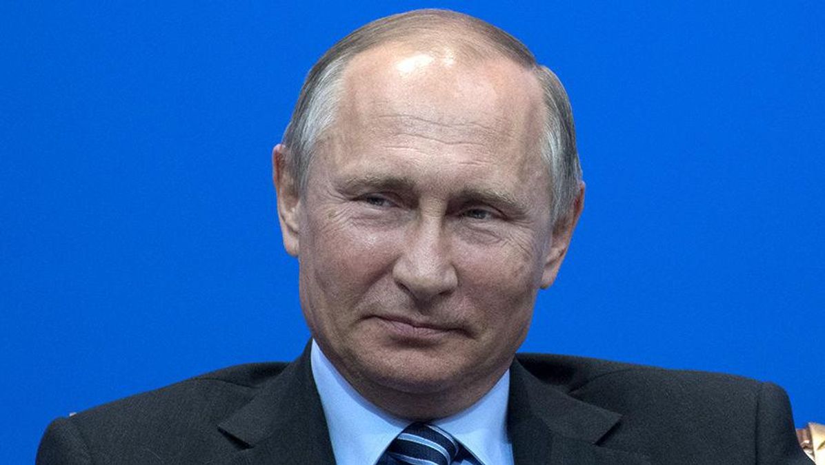 Італія не проти повернути Росію у G8, – Bloomberg Італія не проти повернути Росію у G8, – Bloomberg