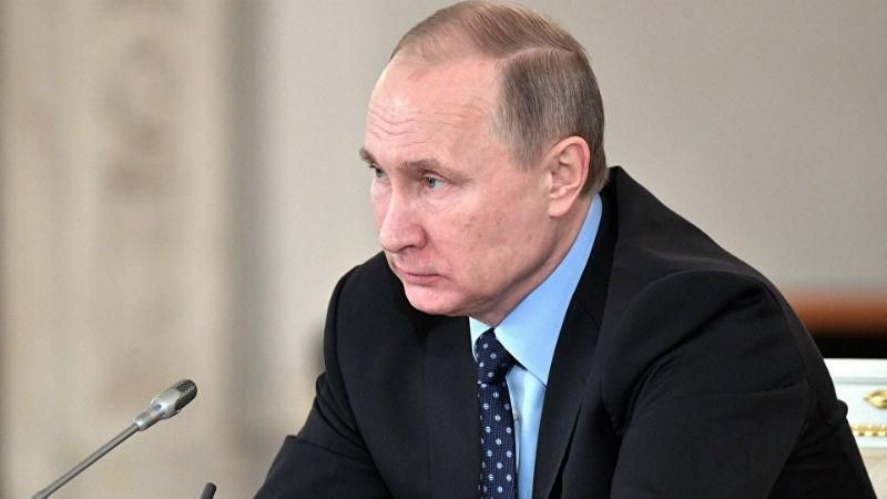 Путін терміново їде до Франції саме через "українське питання", – російський політолог