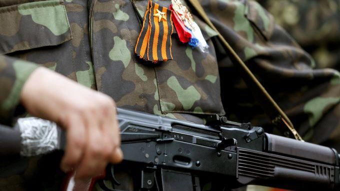 Пограничники задержали диверсанта-разведчика из "ДНР" на пункте пропуска Пограничники задержали диверсанта-разведчика из "ДНР" на пункте пропуска