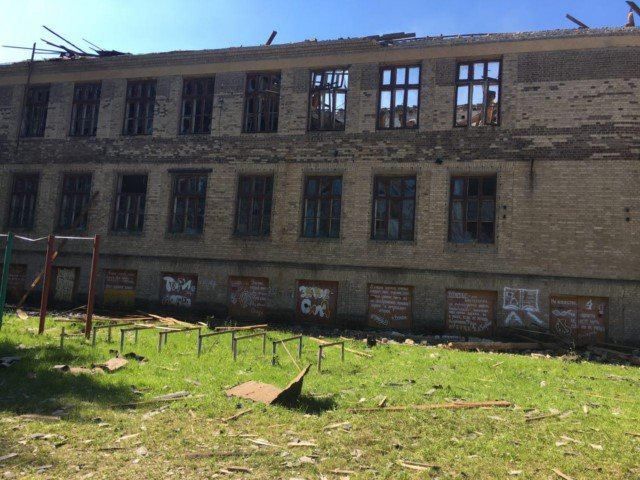 Обстріл Красногорівки: зруйновано 50% лікарні, частина міста без води і каналізації