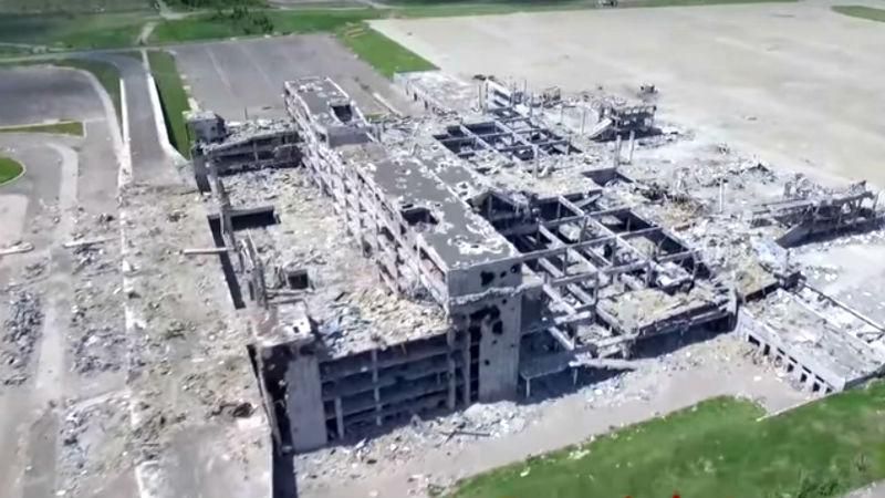 Постапокаліптична картина. В мережі з’явилось свіже відео з донецького аеропорту Постапокаліптична картина. В мережі з’явилось свіже відео з донецького аеропорту