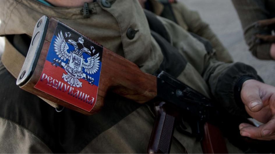 От "дружественного огня" боевиков погиб десяток террористов на передовой в Авдеевке