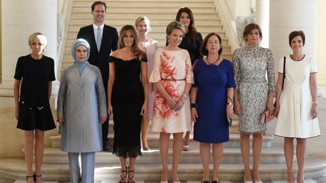 В Белом доме "забыли" упомянуть о первом джентльмене Люксембурга рядом с Меланией Трамп