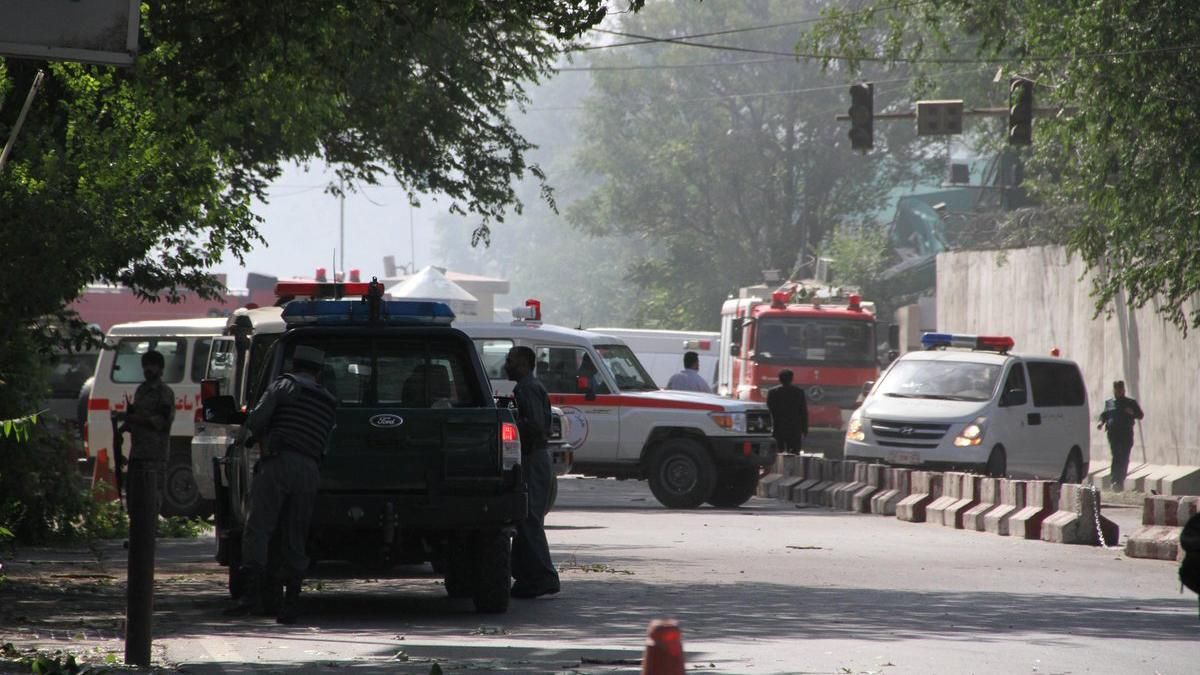 У МЗС відзвітували, чи є українці серед жертв вибуху в Кабулі 