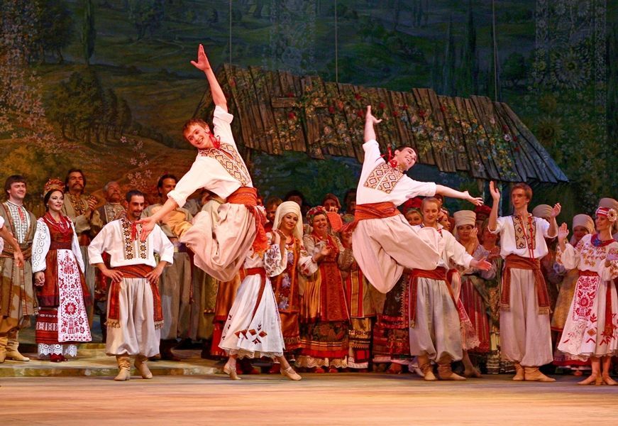 Національна опера України: спекотні пристрасті на початку літа