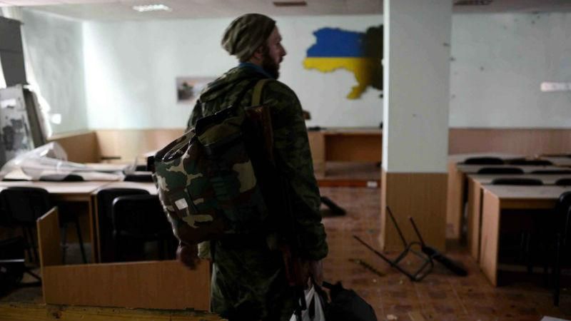 Третя річниця героїчної оборони луганських прикордонників: як це було Третя річниця героїчної оборони луганських прикордонників: як це було