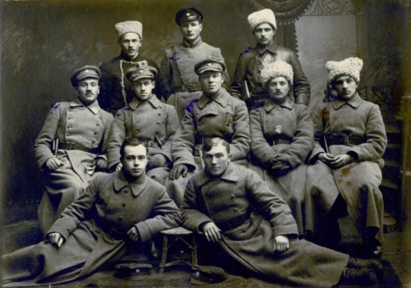 Техніка війни. В чому воювали 100 років назад. Повістки офіцерам
Техніка війни. В чому воювали 100 років назад. Повістки офіцерам