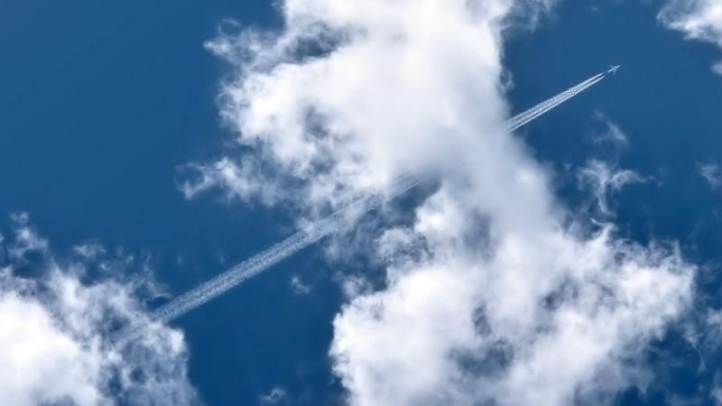 Літак ООН впав на житловий будинок в Сомалі Літак ООН впав на житловий будинок в Сомалі