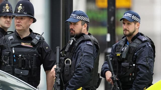 Полиция задержала 12 человек за теракт в Лондоне