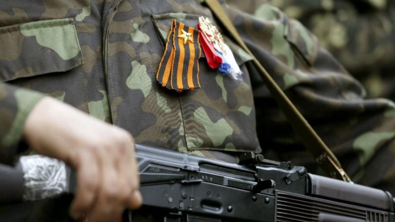 Снайперка терористів потрапила в аварію на Донбасі