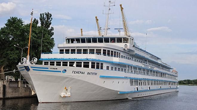 Головне про скандал із лайнером "Генерал Ватутін" Головне про скандал із лайнером "Генерал Ватутін"