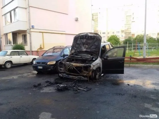 Авто нардепа спалили у Луцьку