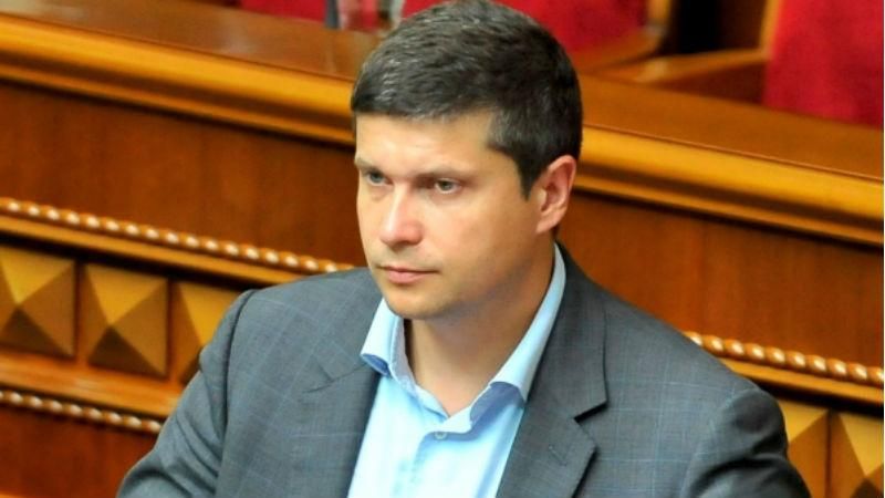 Нардеп от БПП пытается избежать ответственности за совершенное правонарушение Нардеп от БПП пытается избежать ответственности за совершенное правонарушение