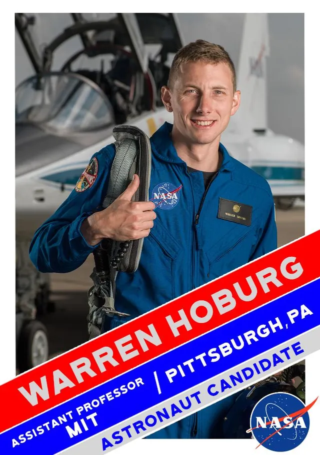 Воррен Хобург у складі групи астронавтів для польоту на Марс Воррен Хобург у складі групи астронавтів для польоту на Марс
