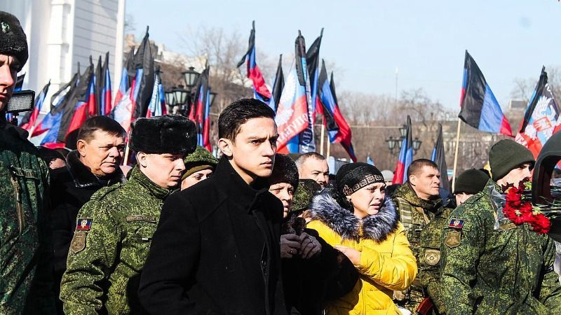 В сети пишут, что сын террориста "Гиви" будет учиться в Украине