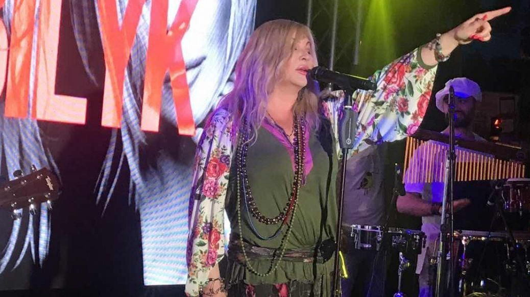 Билык, которая часто выступает в России, вспомнила об Украине на концерте в Одессе Билык, которая часто выступает в России, вспомнила об Украине на концерте в Одессе