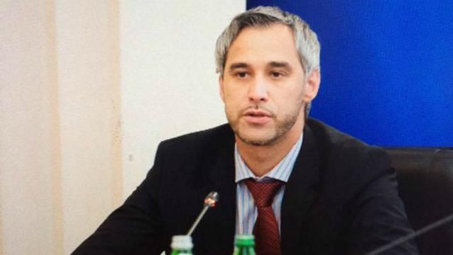 Первый пошел: один из членов НАПК написал заявление на увольнение Первый пошел: один из членов НАПК написал заявление на увольнение